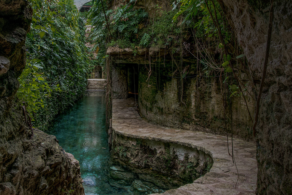 cenotes